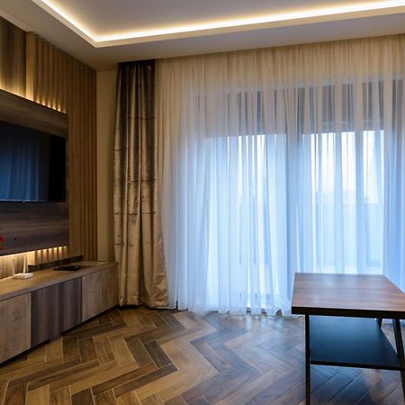 Perla Lux Apartmani Indija ภายนอก รูปภาพ